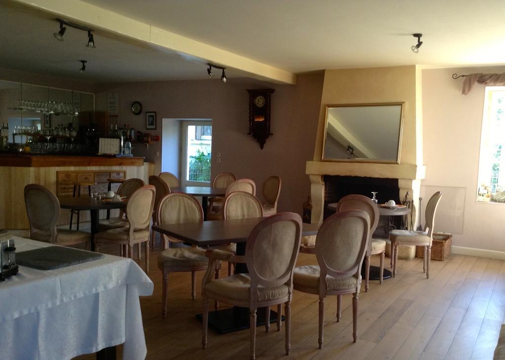 L'Hotel Du Perigord Aubeterre-sur-Dronne Εξωτερικό φωτογραφία